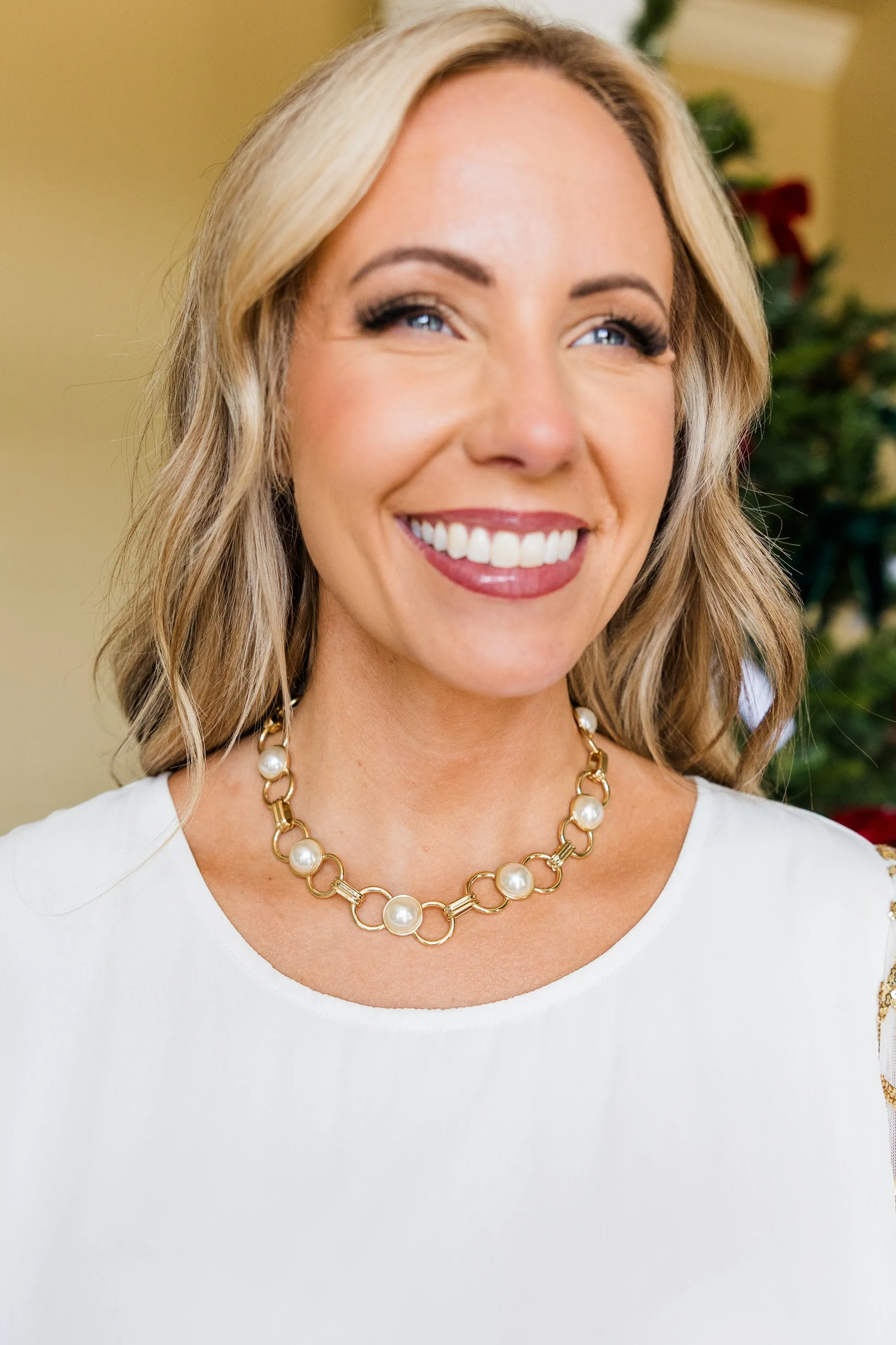 Around City Streets Necklace, Gold