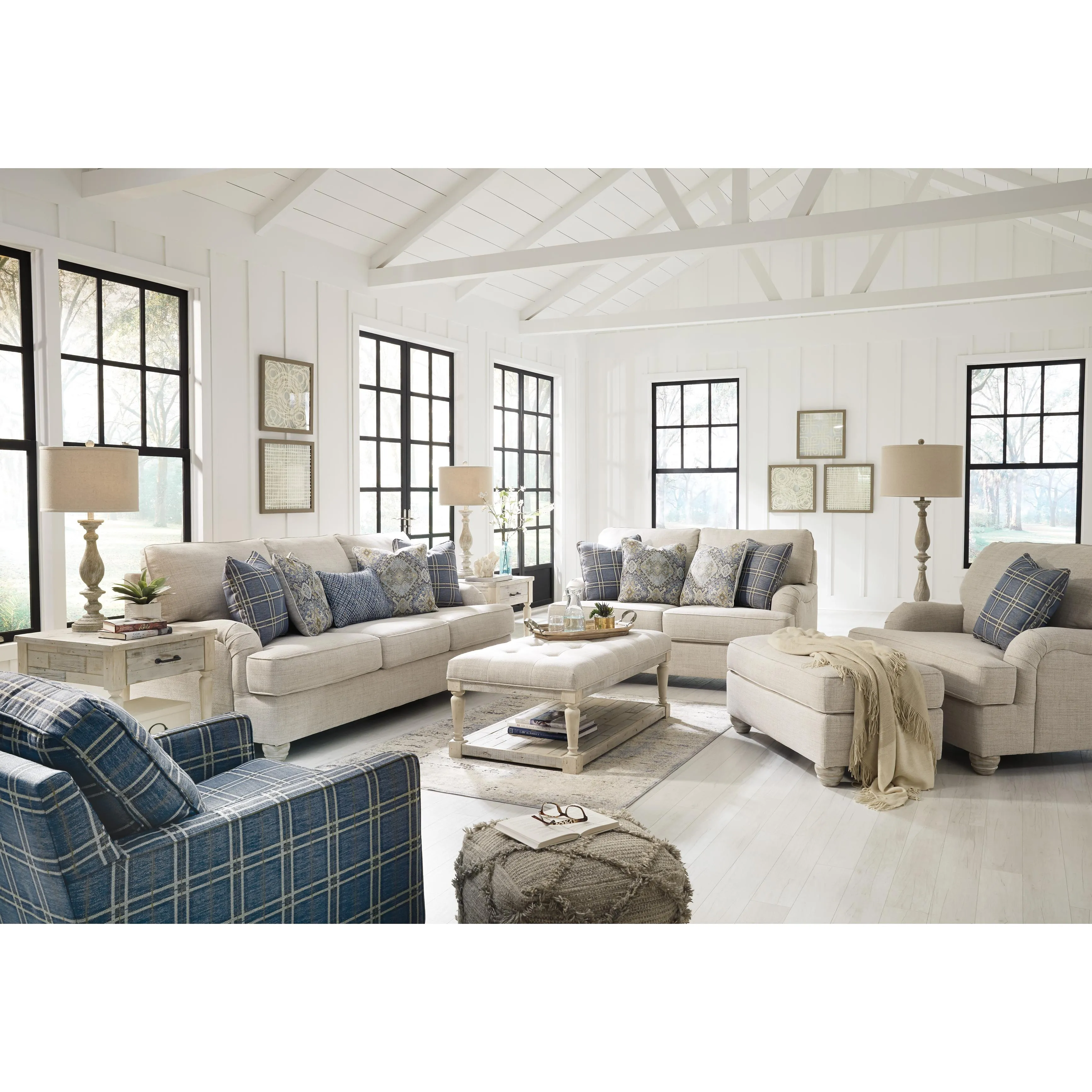 Benchcraft Traemore Stationary Fabric Loveseat 2740335