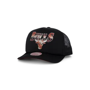 Bulls Rock On Trucker