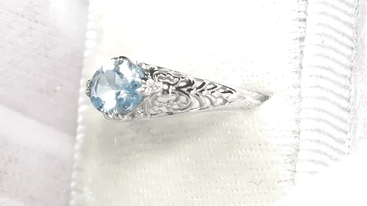 Edwardian Oval Aquamarine Filigree Engagement Ring in 14 Karat White Gold | Fleur de Lys