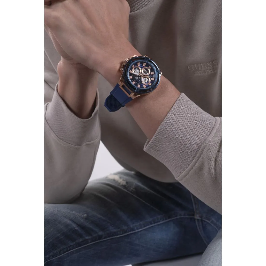 Guess Men 47 mm Rose Gold Dial Analog Watch- GW0423G4