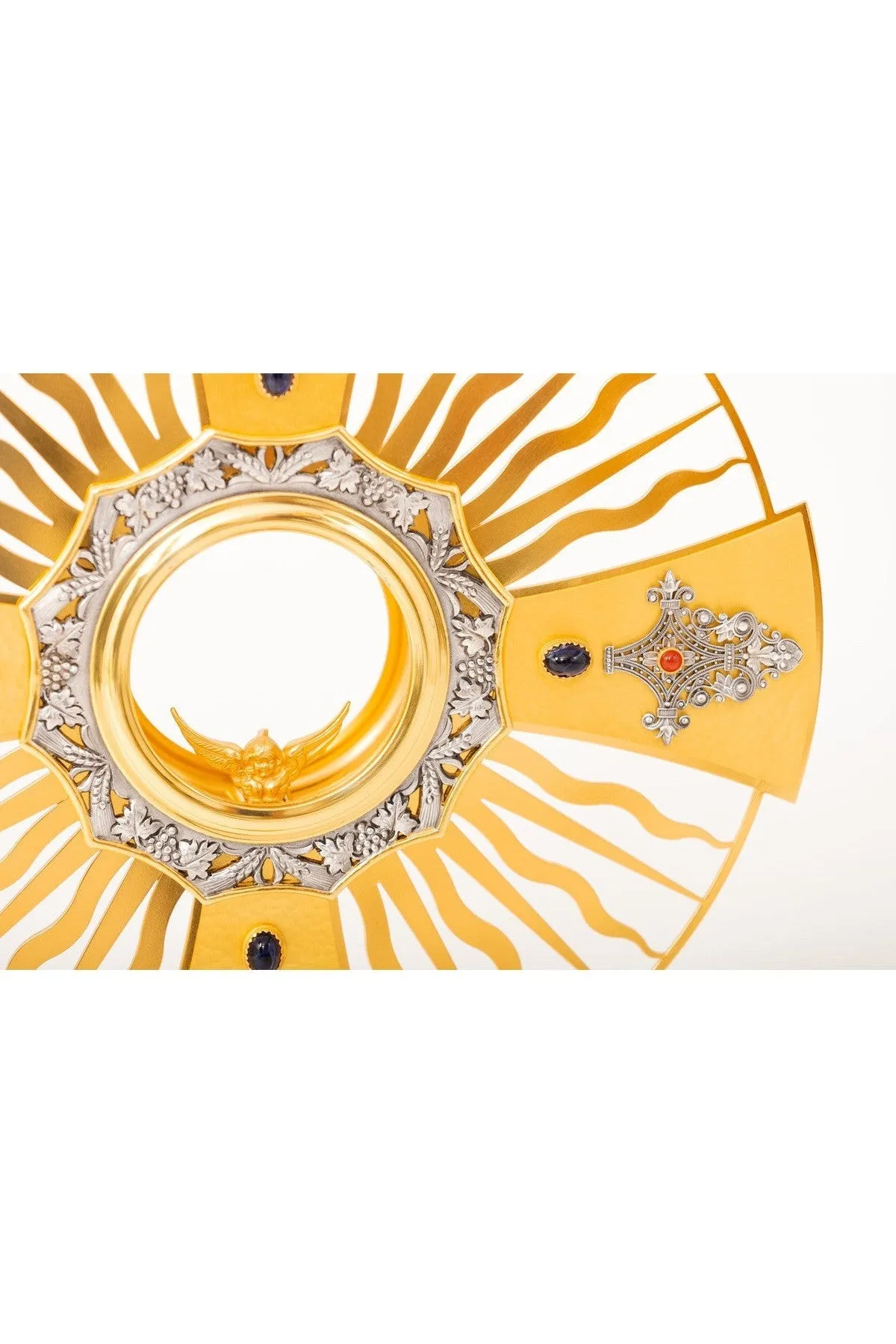 Monstrance - RX1932