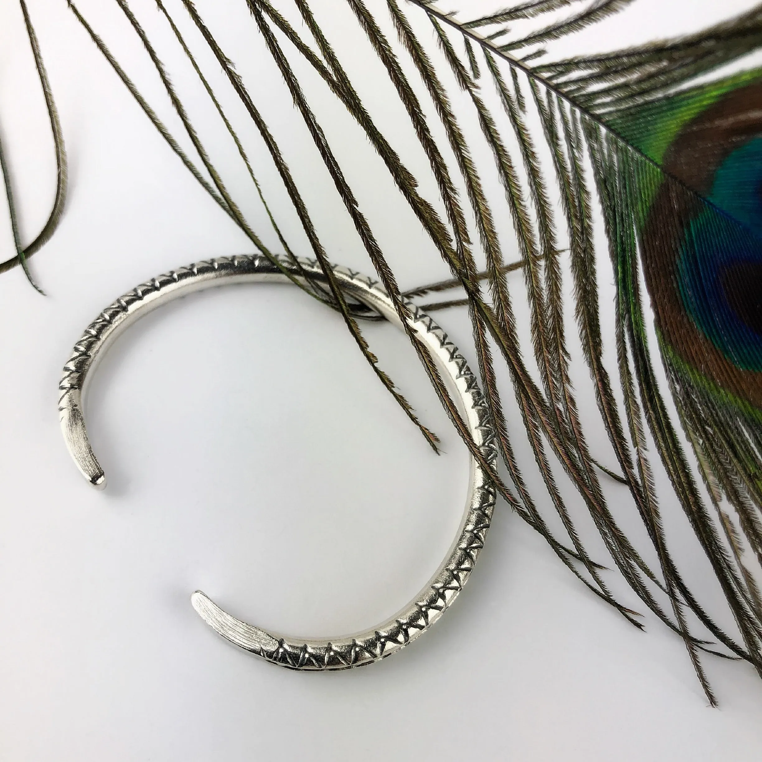 Outback Bangle - VBGL163