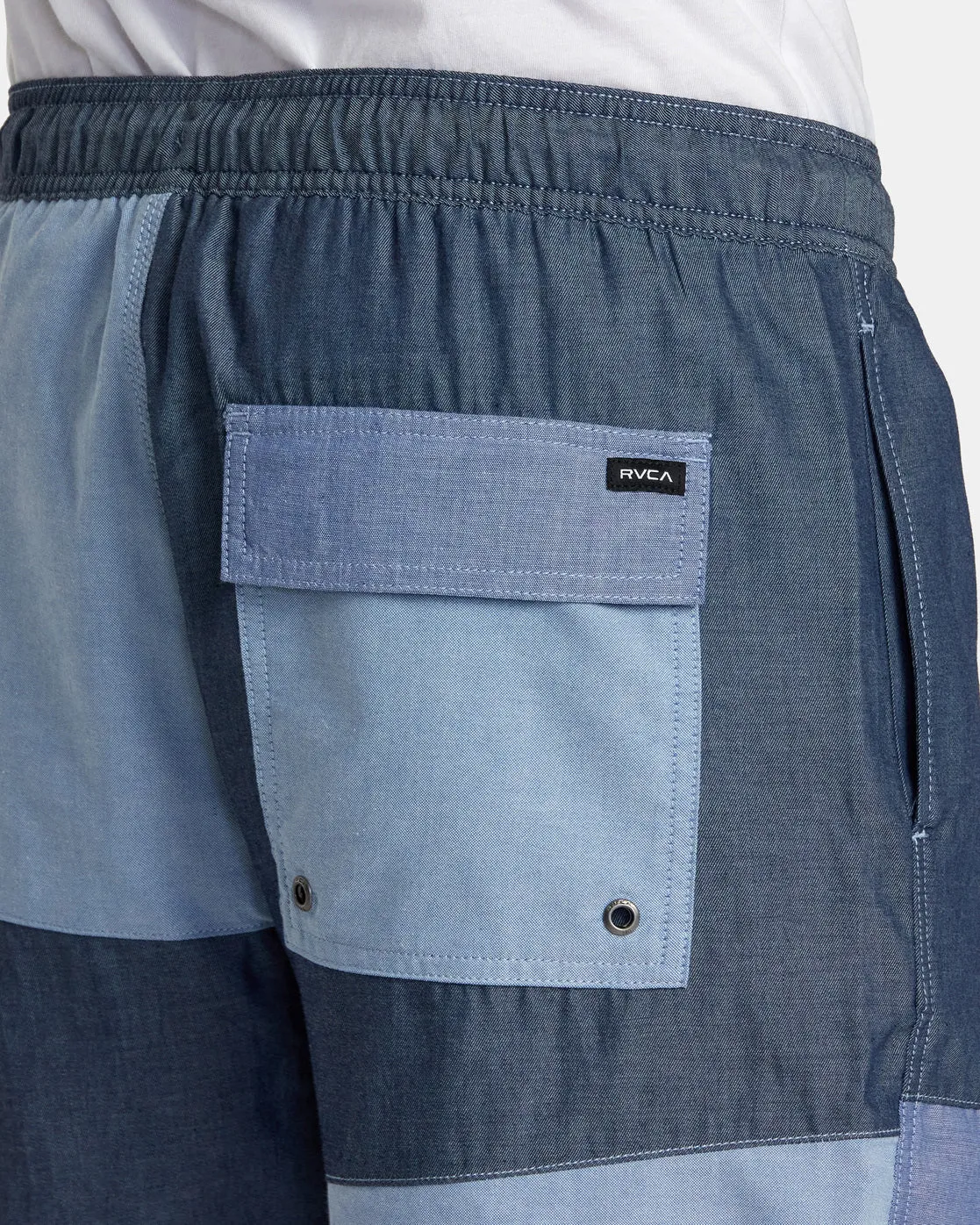 Patchwork Elastic 17" Elastic Shorts - Blue