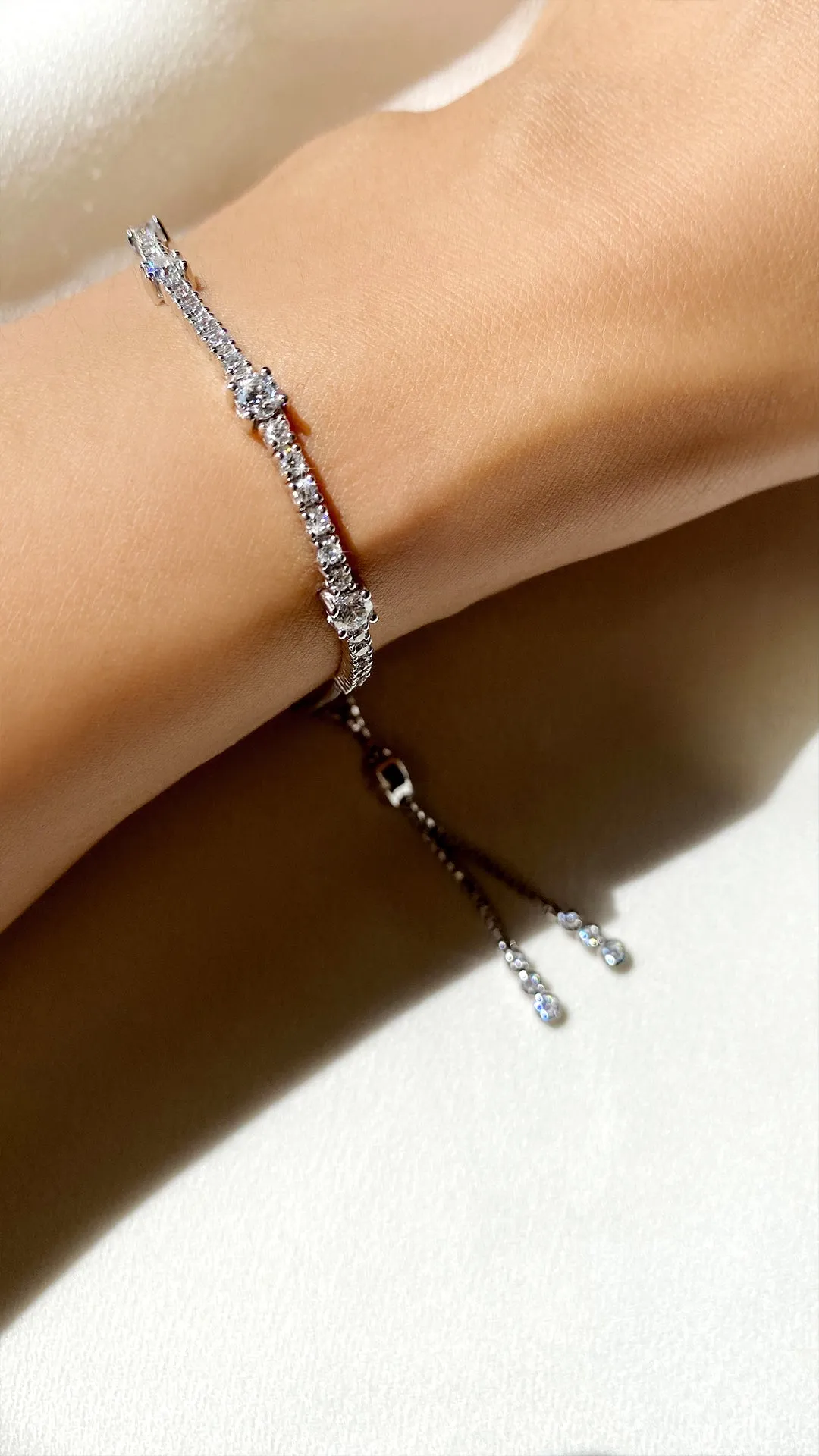 Phoebe Bracelet 18K White Gold