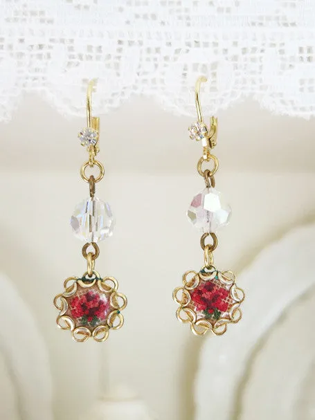 So Pretty Petit Point Filigree Collar/ Necklace
